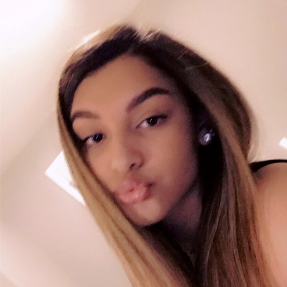 Meet your Posher, Cadence - Picture 1 of 1